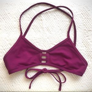 Jolyn Tomcat Top [Cabernet] Medium